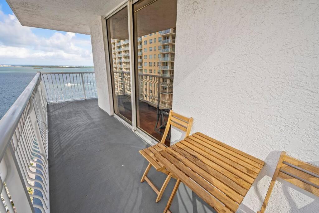 Incredible Ocean View 3 Bedrooms Unit Appartement